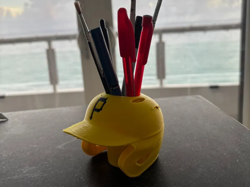 Roberto Clemente Batting Helmet Pen Holder