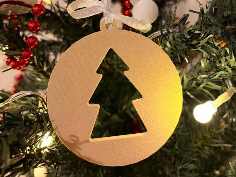 Christmas tree - round bauble with tree
