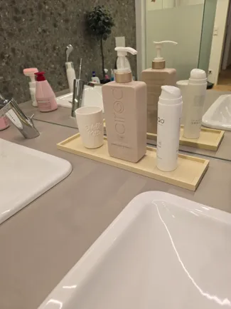 simple tray