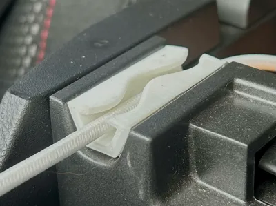 Chevrolet Equinox Cable holder 2015