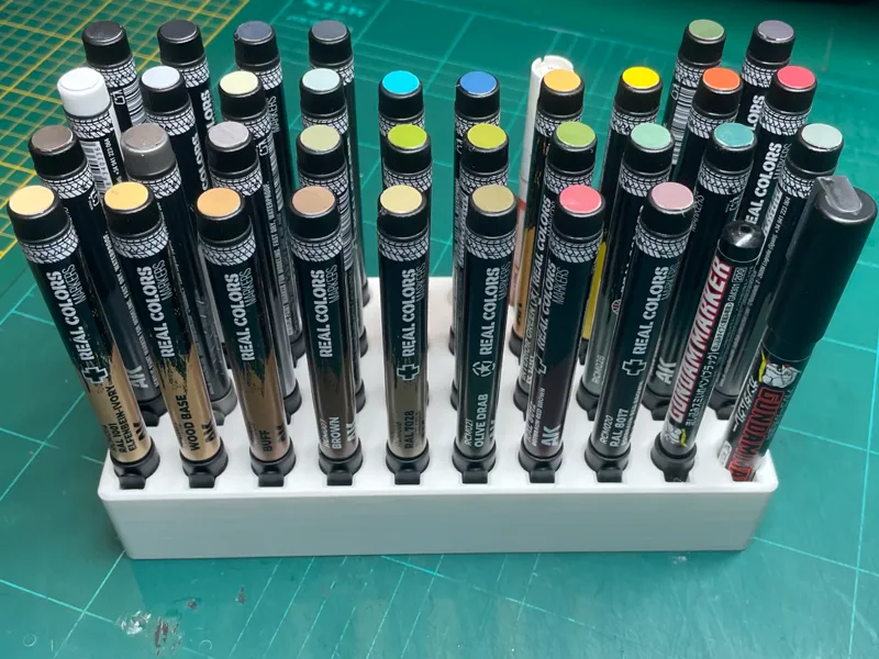 AK Real Color Marker / Gundam Marker Holder