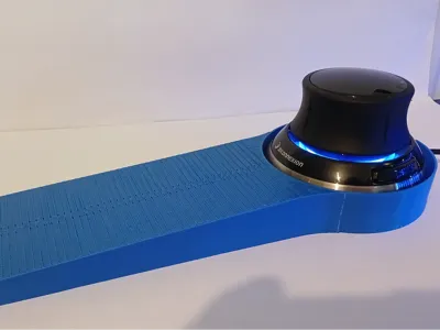 space mouse holder/hand rest 