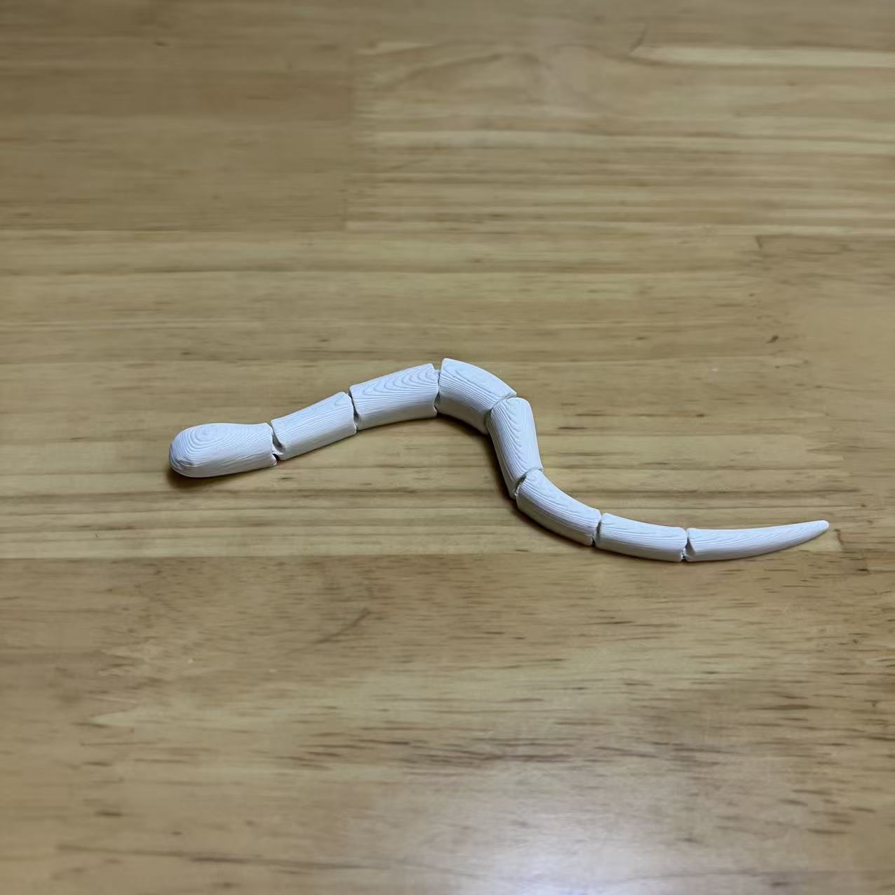 Miniatura 1 do modelo 3D 小蛇-可活动关节的动物-可动动物儿童解压动物玩具