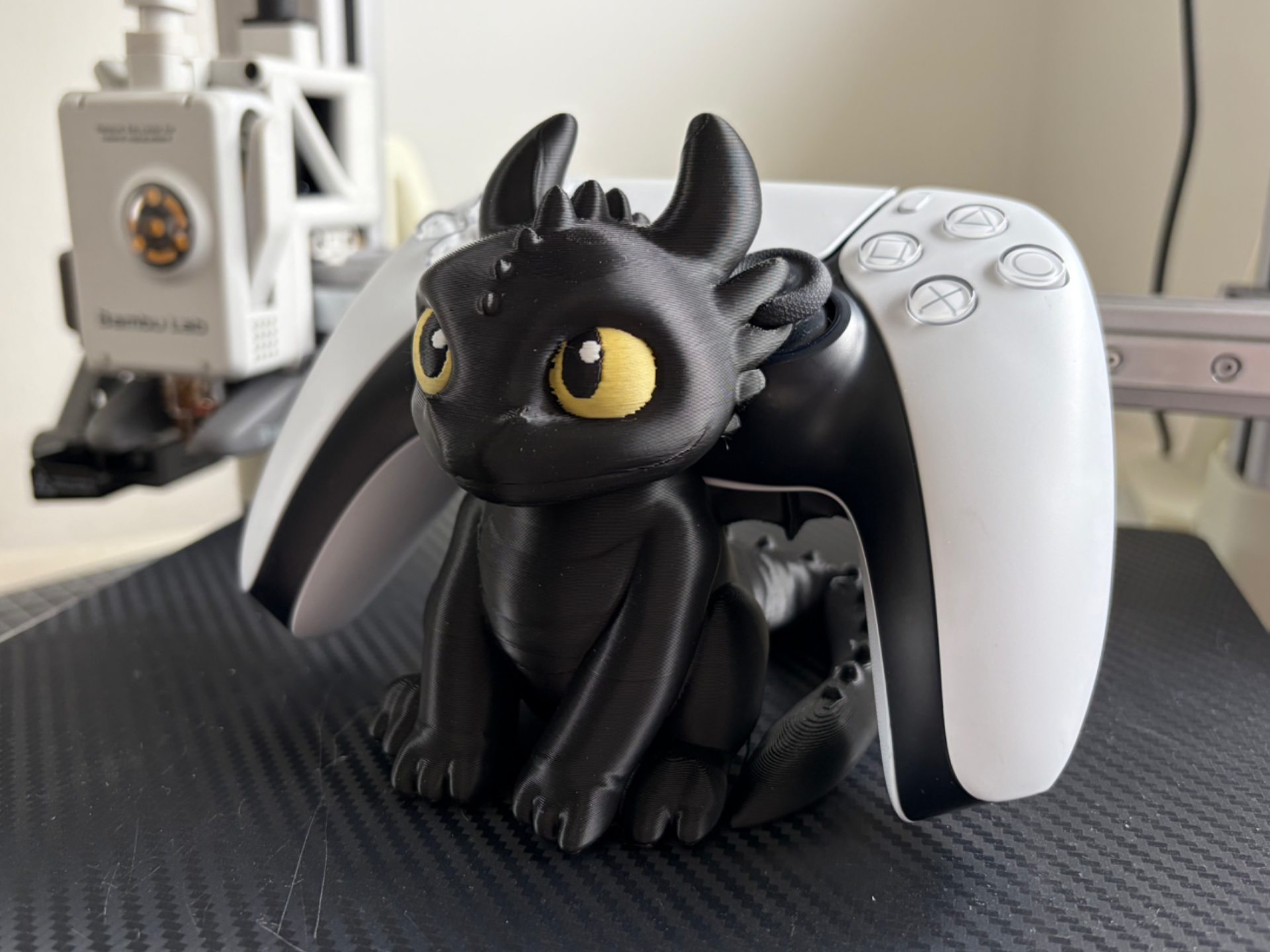 Toothless 2- Controller Holder- PS5 