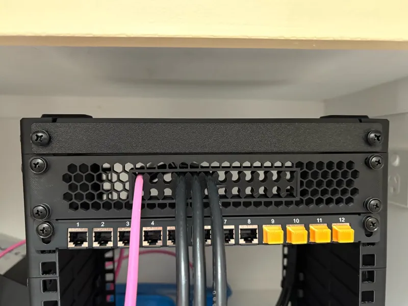 Network Cable Managment for 10 Inch Mini Rack