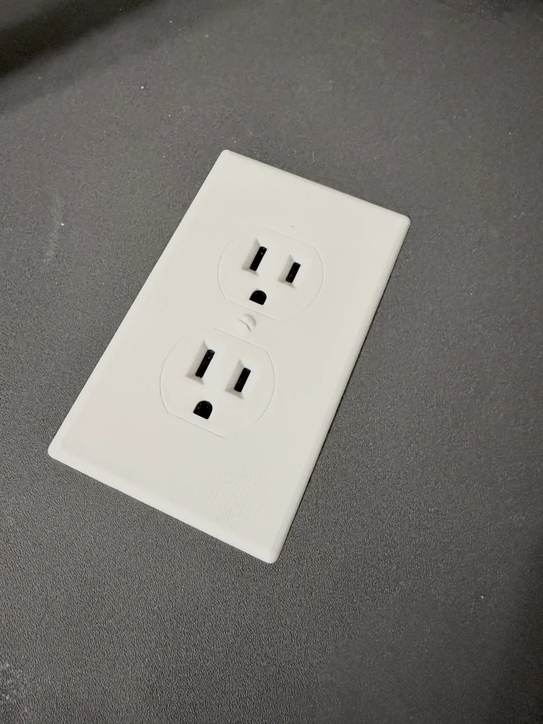 Ultra Realistic Fake Outlet - Multiple Countries view 3