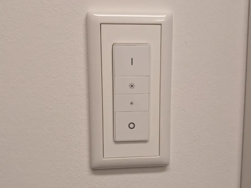 Philips Hue Dimmer magnetic mount GIRA System 55