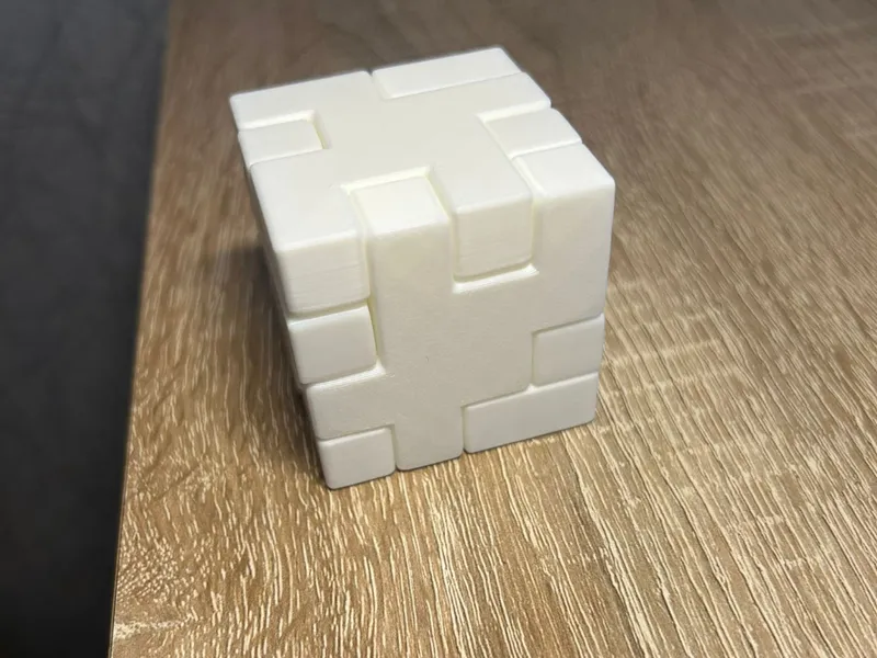 Geometrischer Puzzle-Cube