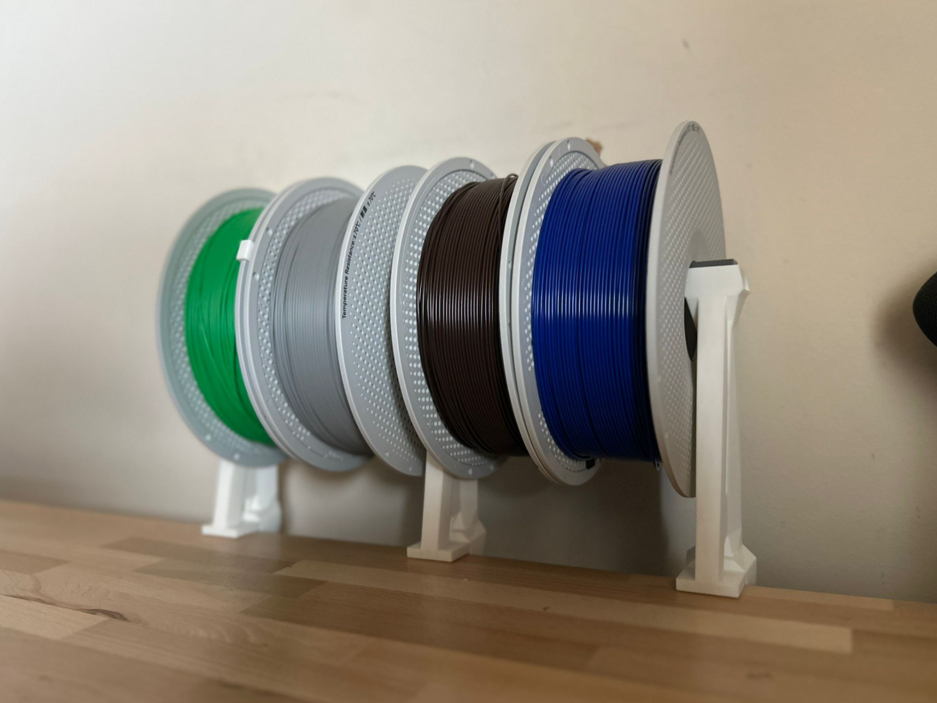 Spool Holder/ Spool Display (for 18mm desks)