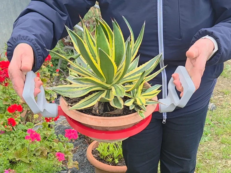 Garden Pot Handle – Lift with Ease