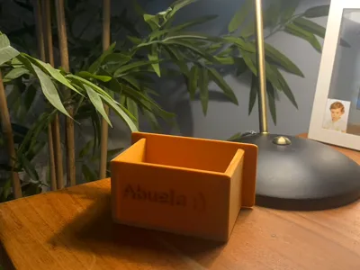 Universal bird feeder