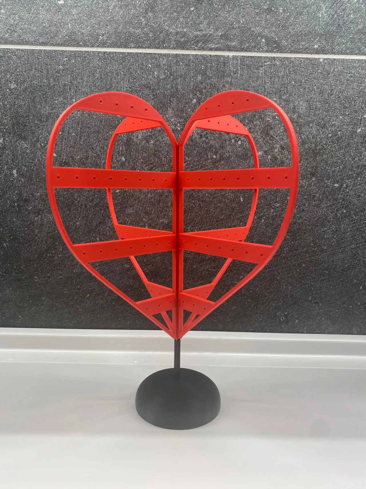 heart earring holder view 3
