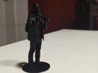 Figurine photographe avec socle — photo 2