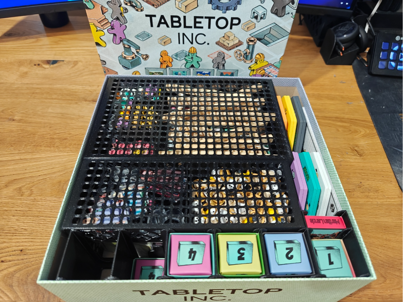Tabletop Inc Deluxe ALL IN insert / organizer