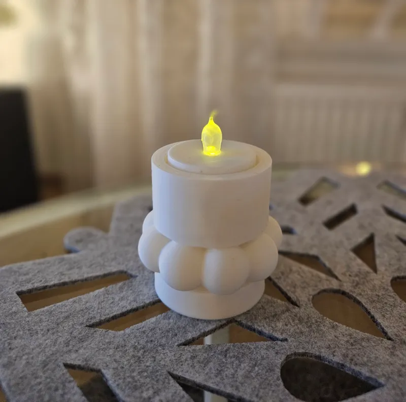 Bubble belt tealight holder