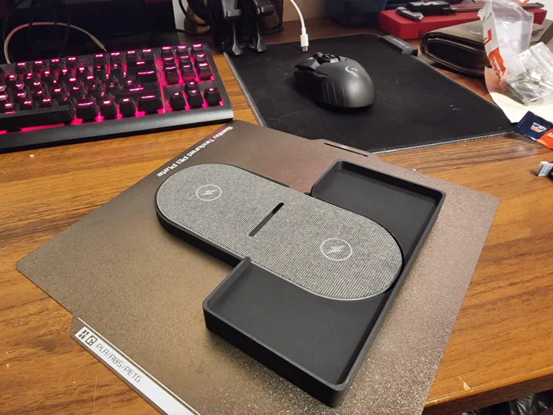 Wireless Charger phone aligner- Fits Samsung S21 Ultra + Quadlock case