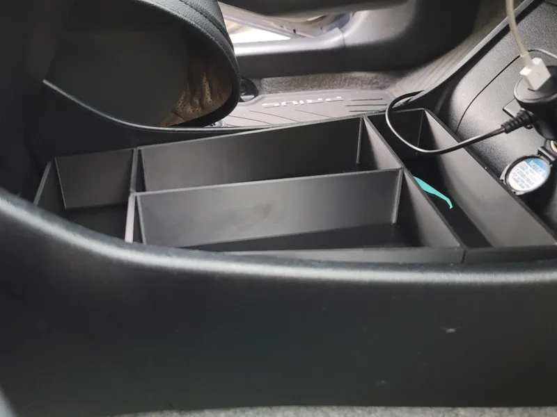 Toyota gen 3 Prius under console organizer tray