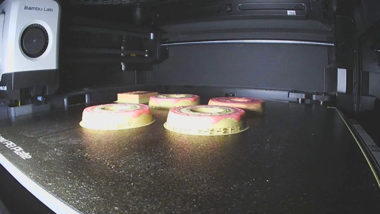 Donut keychain and pill-holder view 4