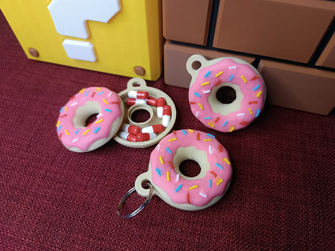 Donut keychain and pill-holder view 3