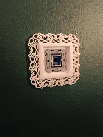 Letrero o emblema decorativo: Jugendstil-Rahmen für Busch-Jaeger - Filigran Ed. — vista de referencia 4