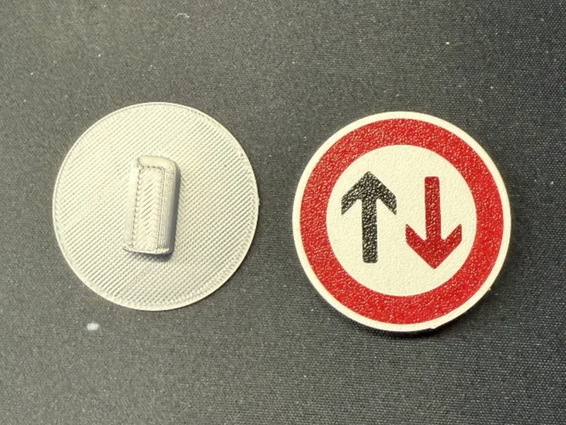 Verkehrszeichen 208 Maßstab 1/10