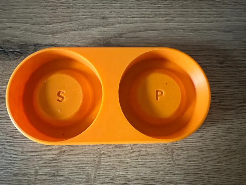 Le Creuset Classic Salt Pepper Mill holder 30cm