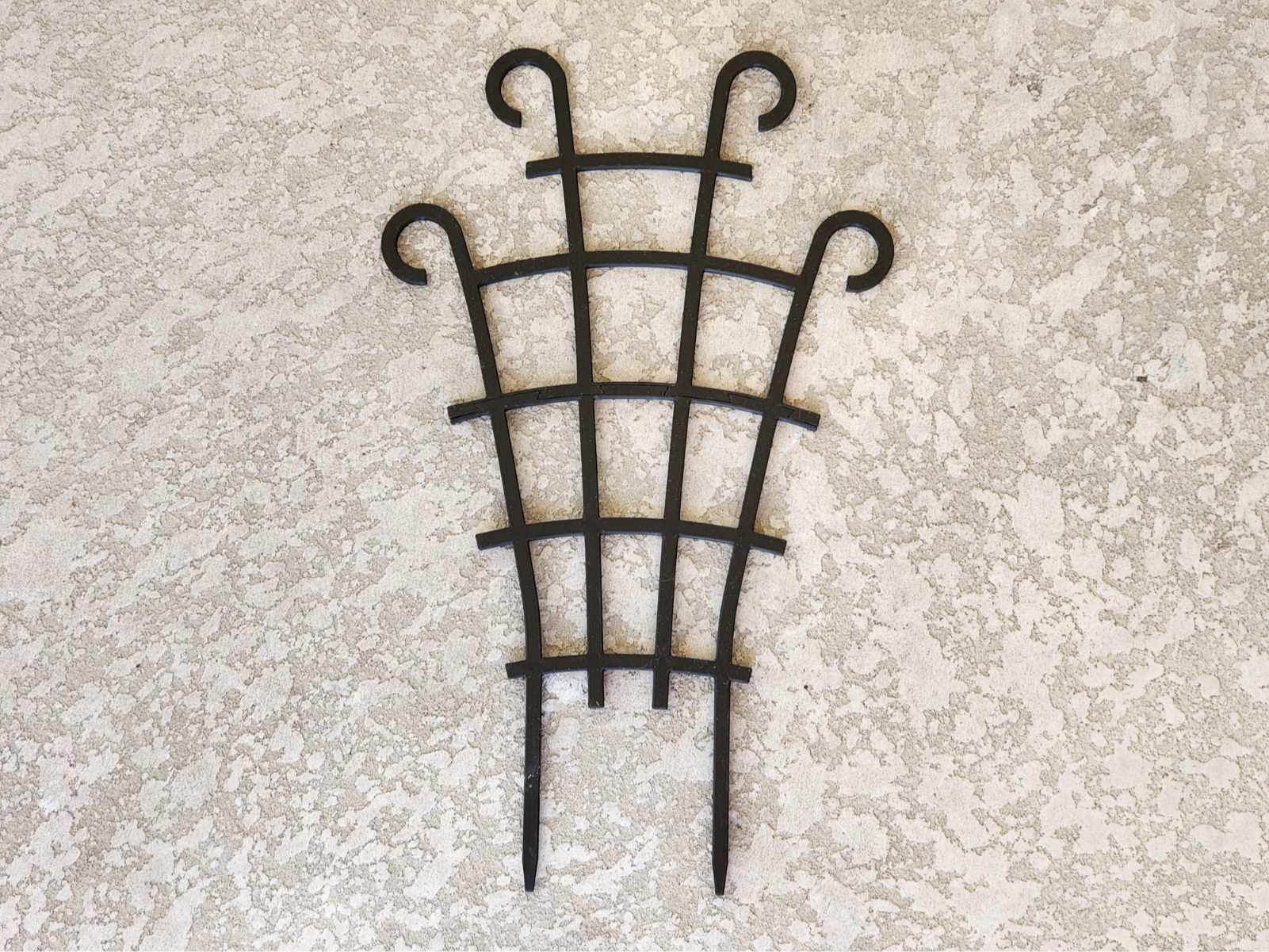 Fancy Planter Trellis
