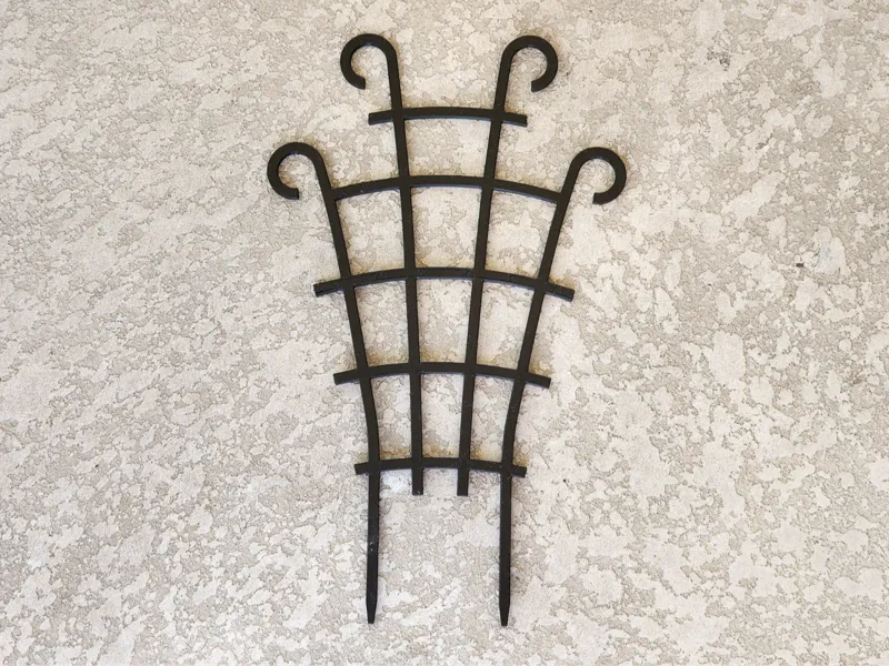 Fancy Planter Trellis