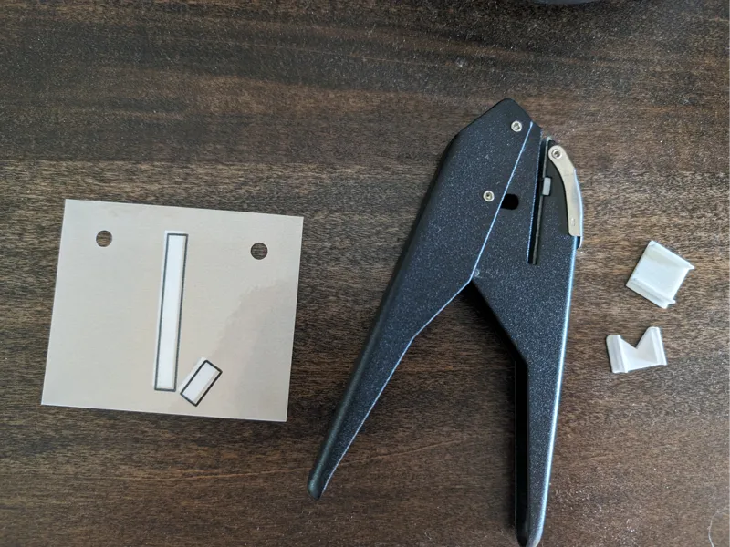 Swingline Single Hole Punch Depth Guide