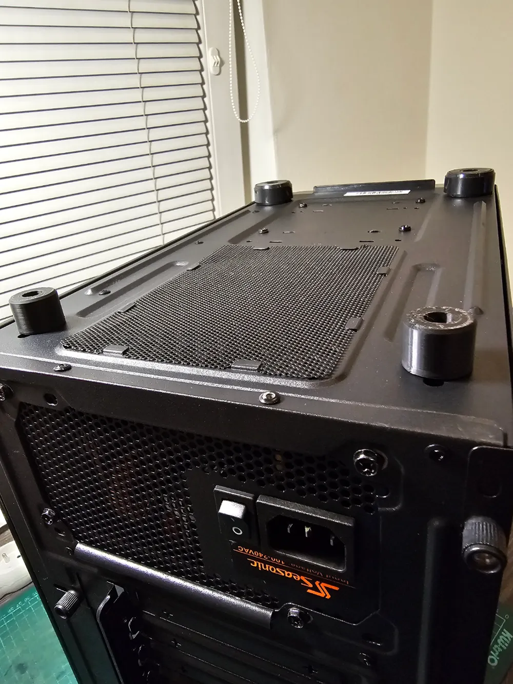 Desktop PC stands by lbllab3d MakerWorld