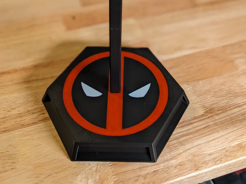 Deadpool Insert - Modular Helmet Display