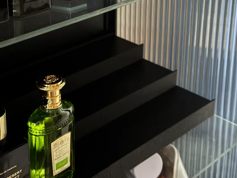 Perfume Stand (fits in Ikea MOSSJÖN)