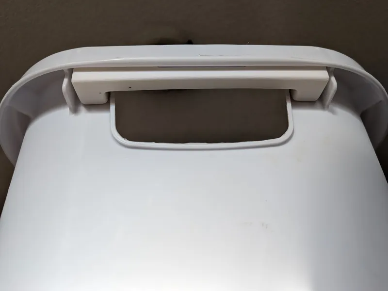 Handle repair open laundry basket