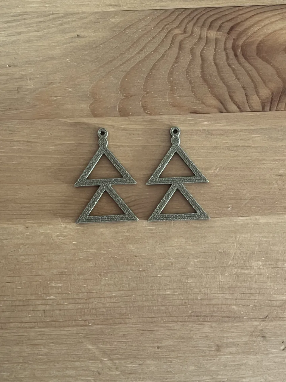 earrings view 2