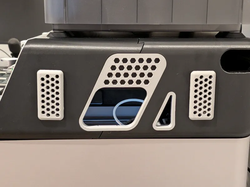 Extension cover for AMS Riser V2