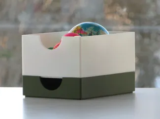 Nordic stackable box