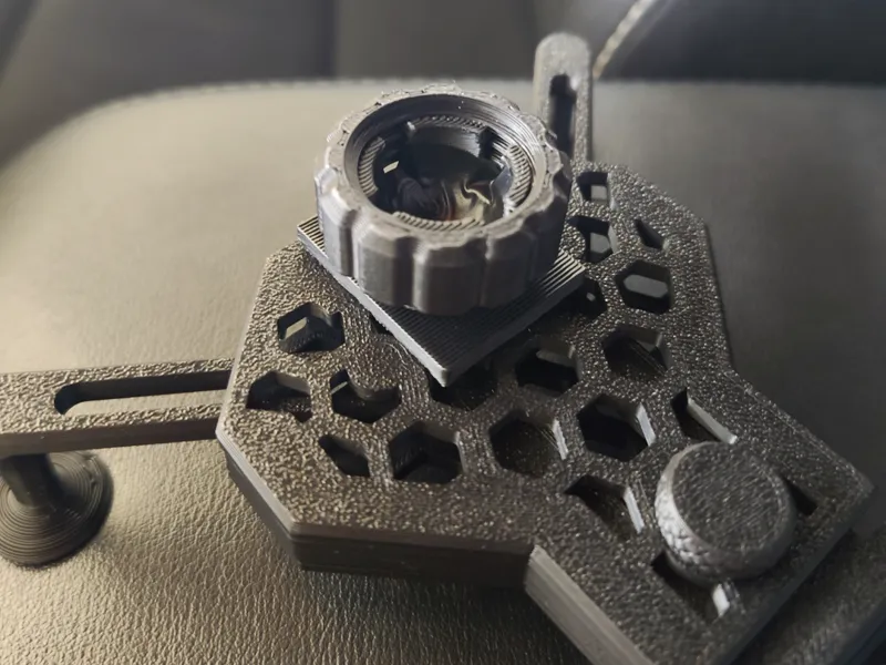 17mm ball adapter for Delta Gravity Car Phone Hold