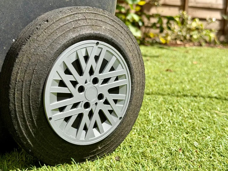 UK Wheelie Bin Sierra Sapphire Cosworth wheel trim