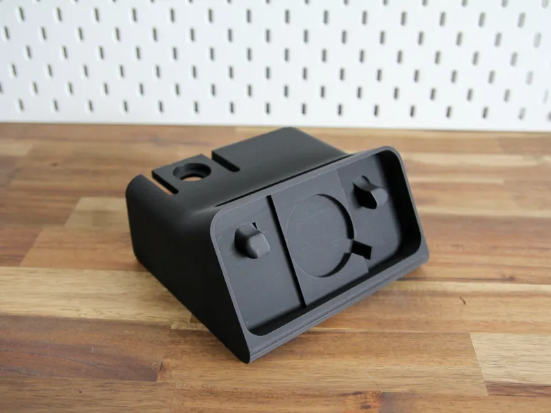 iPhone 16e Standby Mode Dock + Watch + Airpods