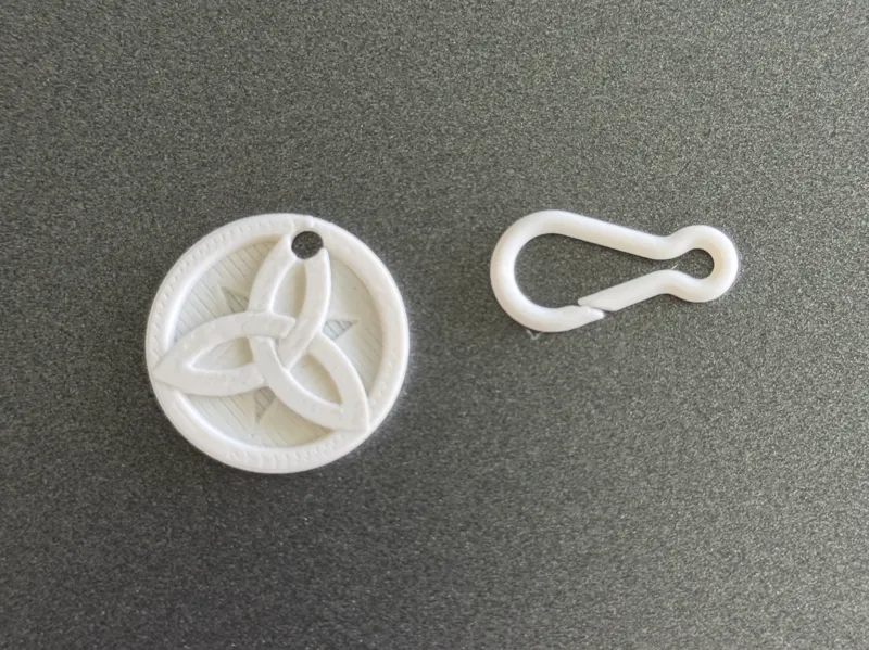 Mora Coin Shopping Cart Chip with Carabiner