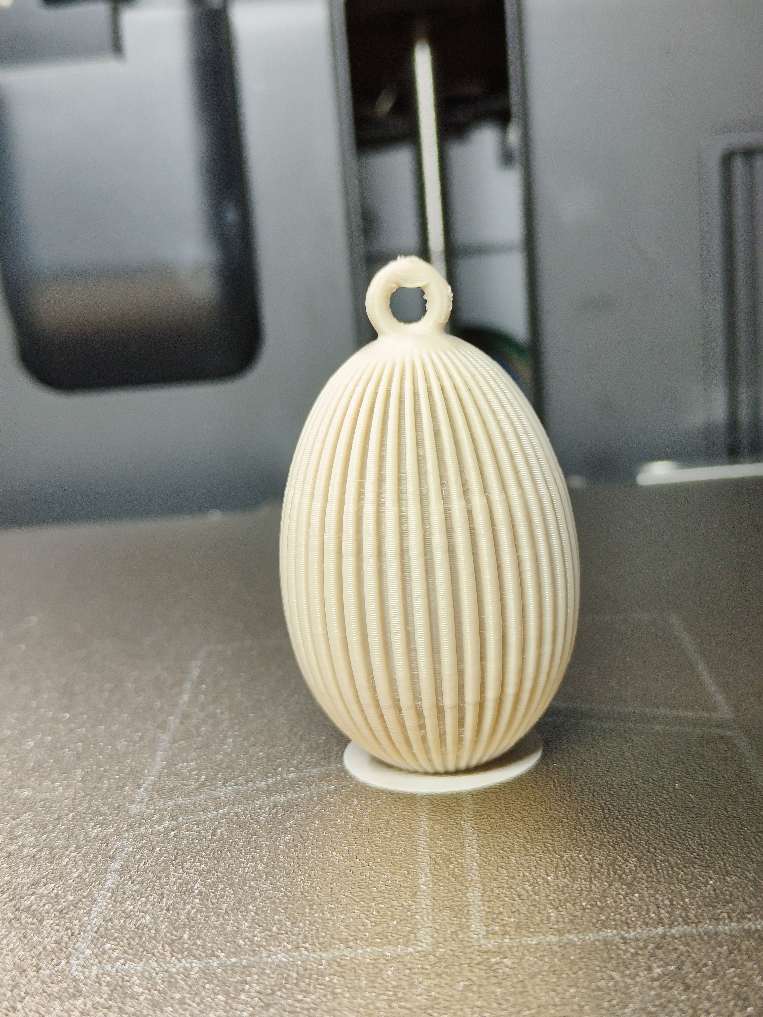 Miniatura 2 do modelo 3D Easter Egg Ornament