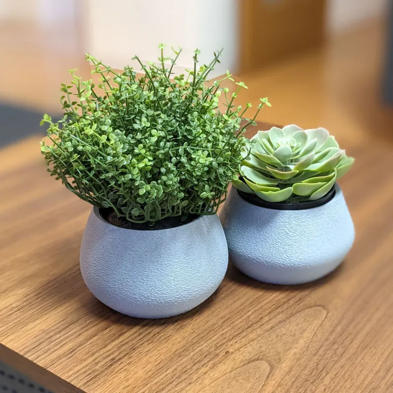 Simple planters