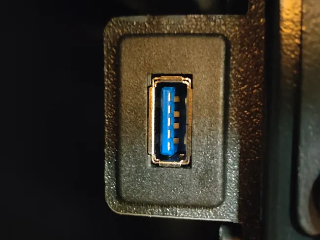 Rack-mount USB Extension Support by berto1886 - MakerWorld