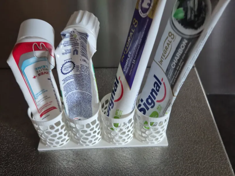 Support pour 4 tubes de dentifrice