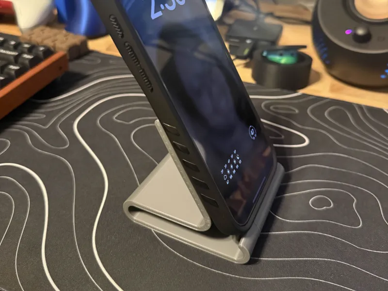 Basic Phone Stand