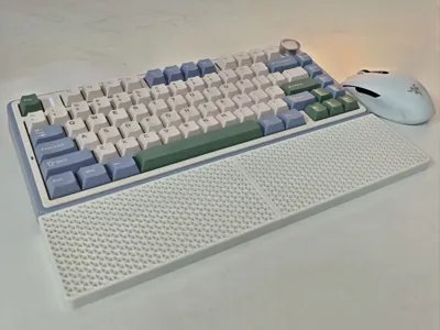 75% layout hollowed-out keyboard palm and wrist rest, magnetically detachable
