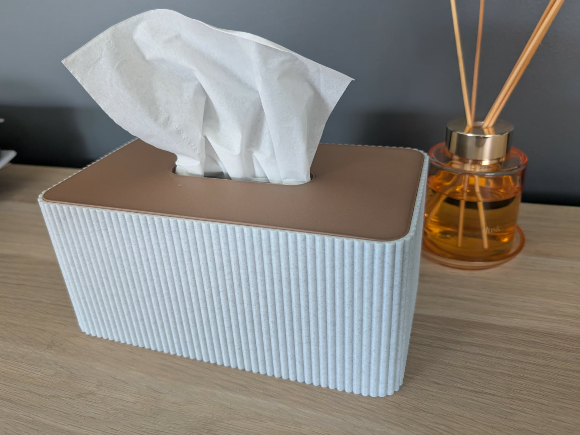ribbed japandi tissue box cover