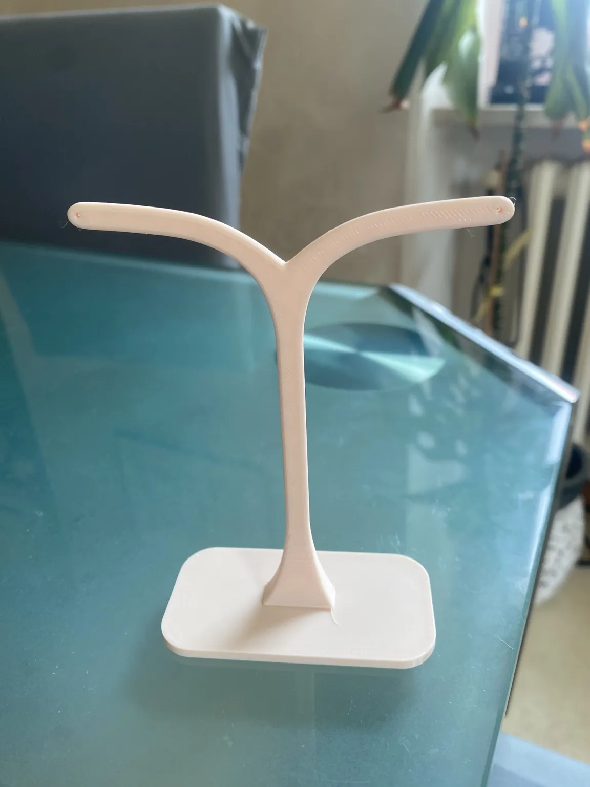 Minimal Earring Display Stand – No Supports view 4