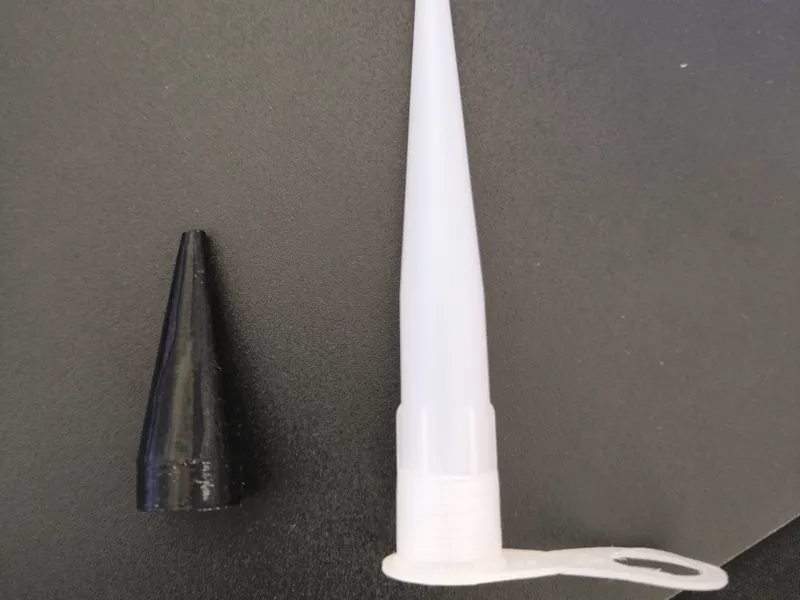Beccuccio colla o silicone