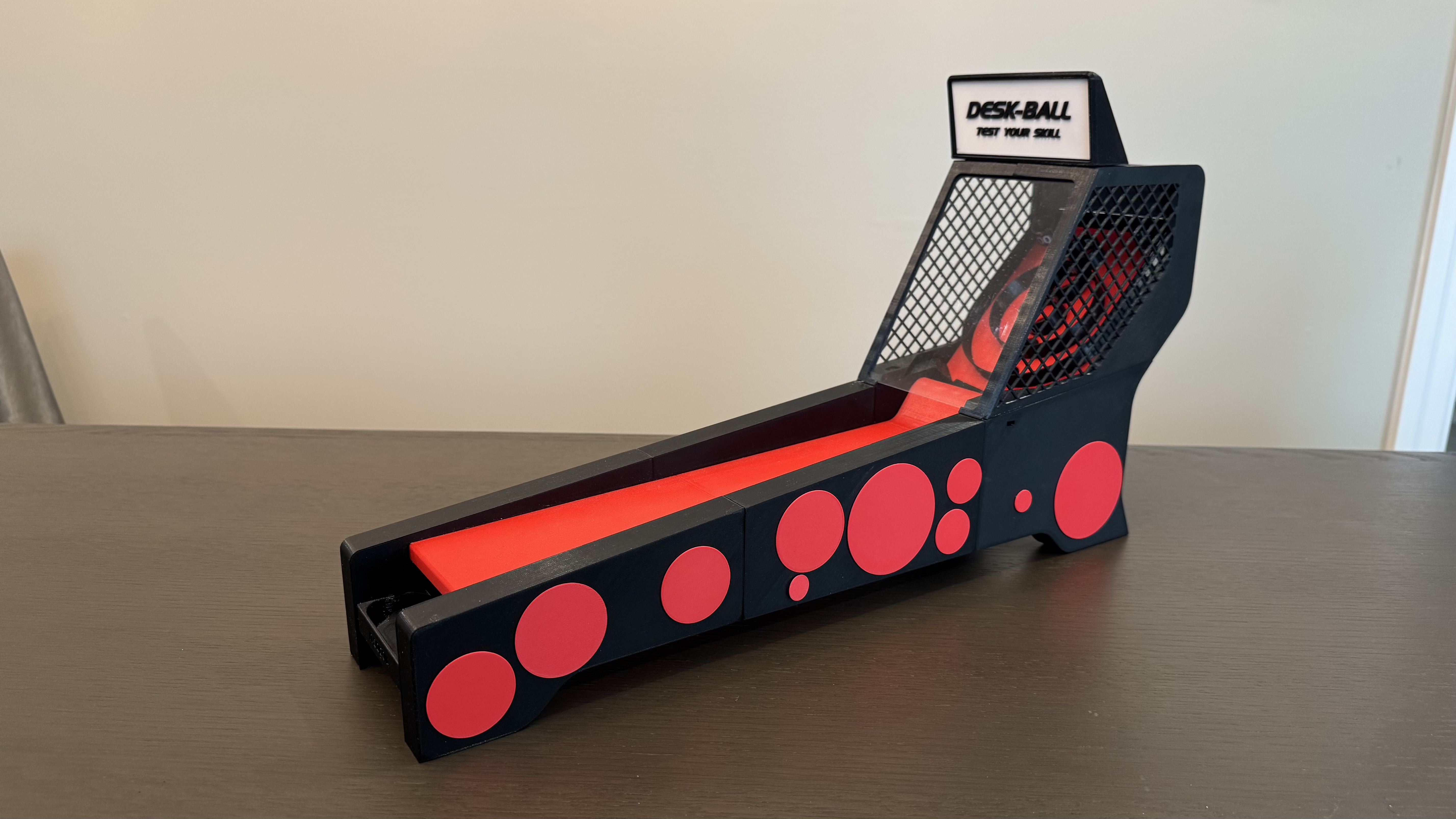 Miniatura 5 do modelo 3D Desktop Skee Ball